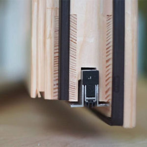 Противопожарная дверь с выпадающим порогом / серия FRM7414